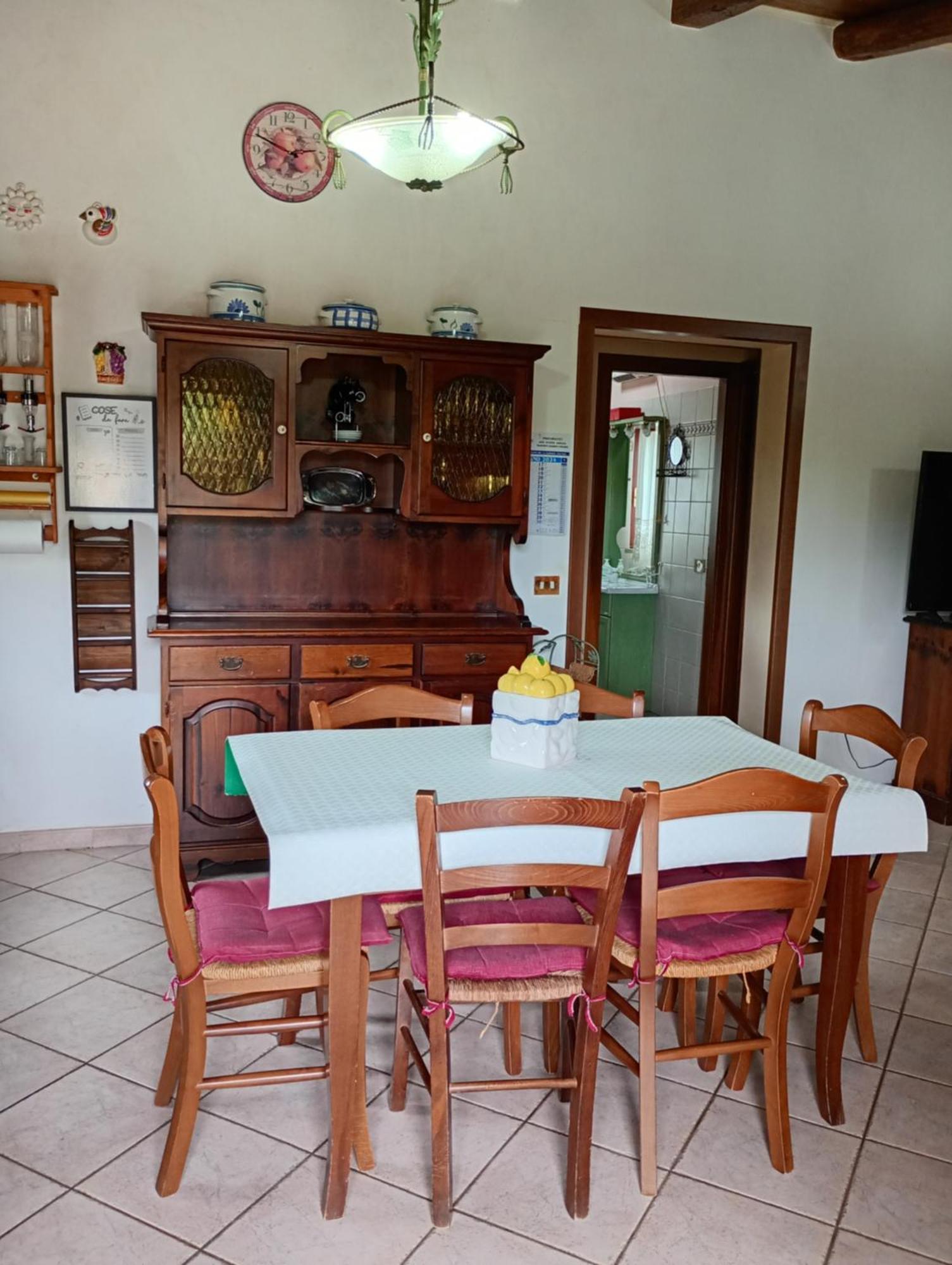Independent Villa With Private Beach On The Lake Bracciano  Dış mekan fotoğraf