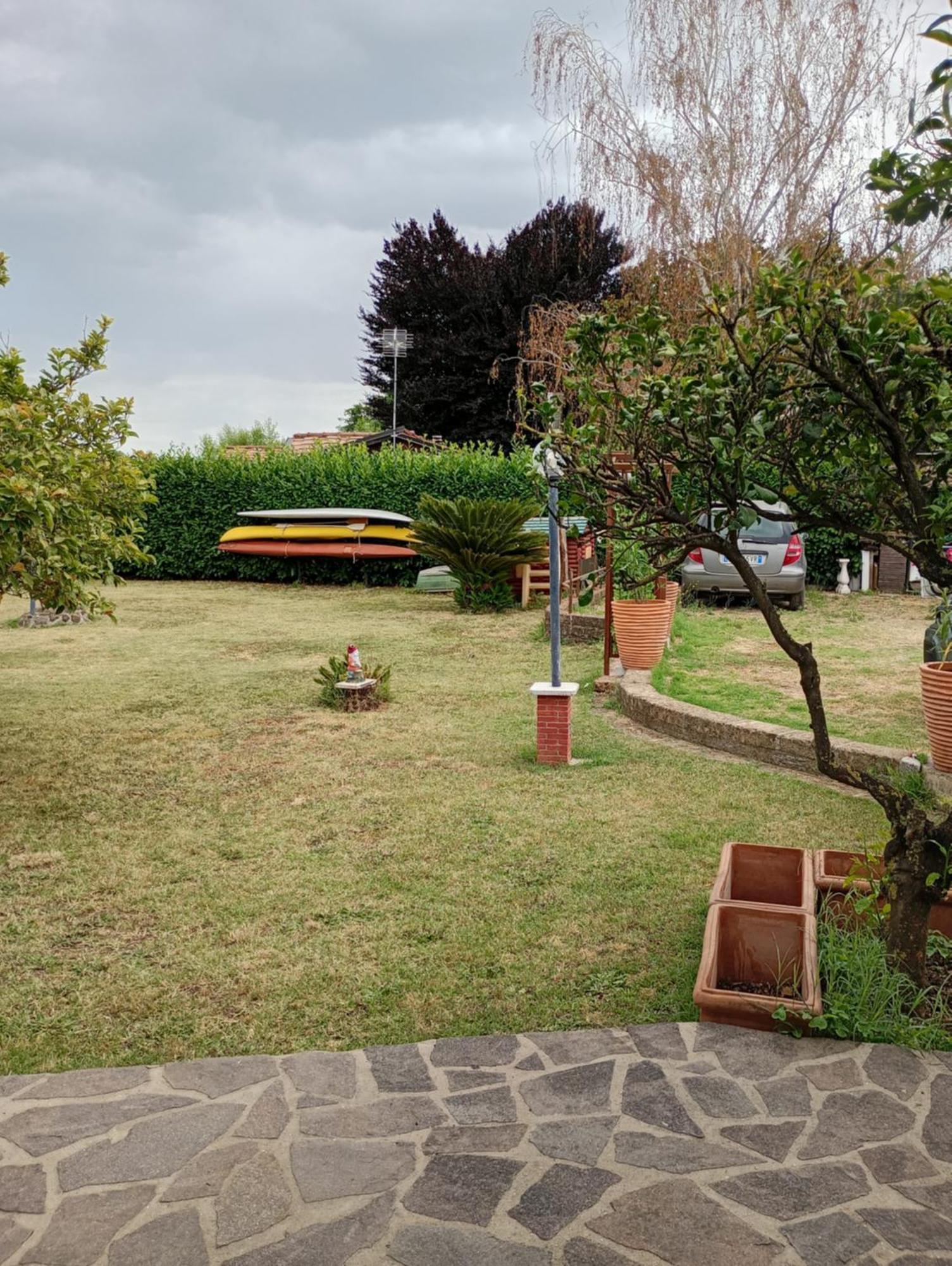 Independent Villa With Private Beach On The Lake Bracciano  Dış mekan fotoğraf